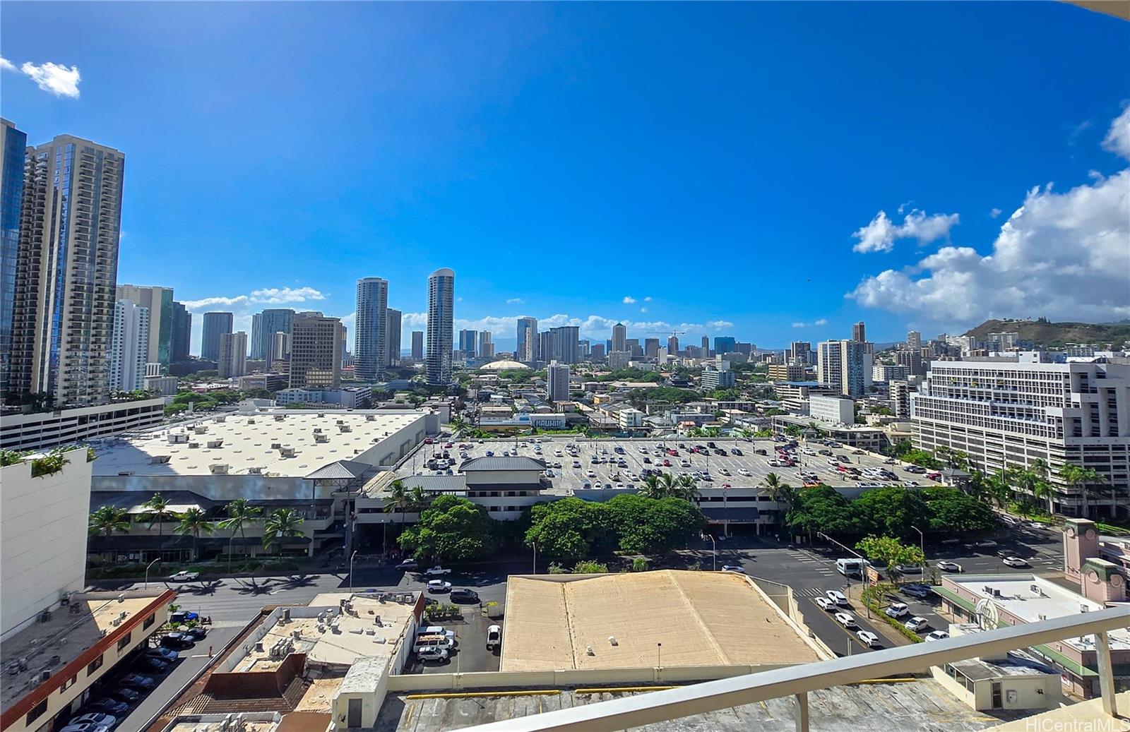 Woodrose condo # 1705, Honolulu, Hawaii - photo 11 of 18