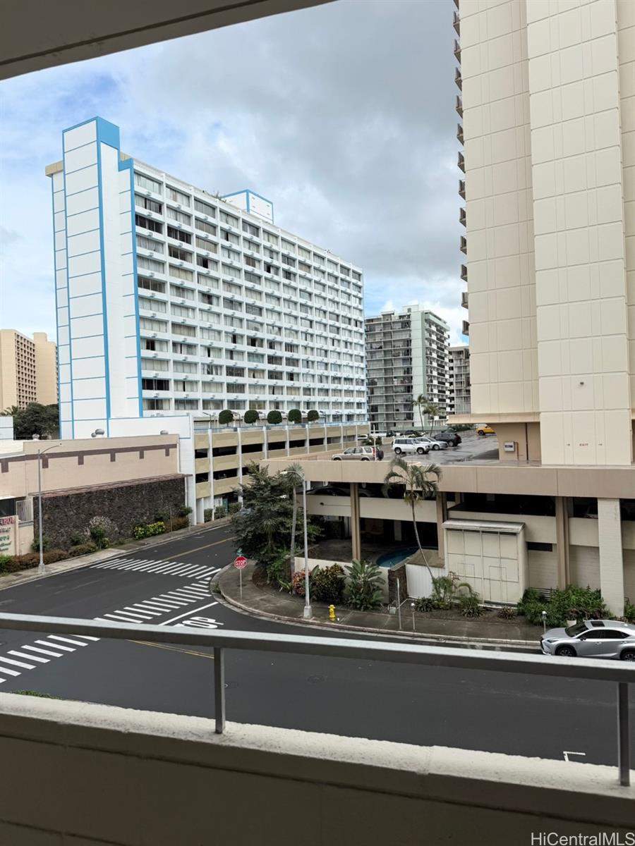 Woodrose condo # 303, Honolulu, Hawaii - photo 11 of 15