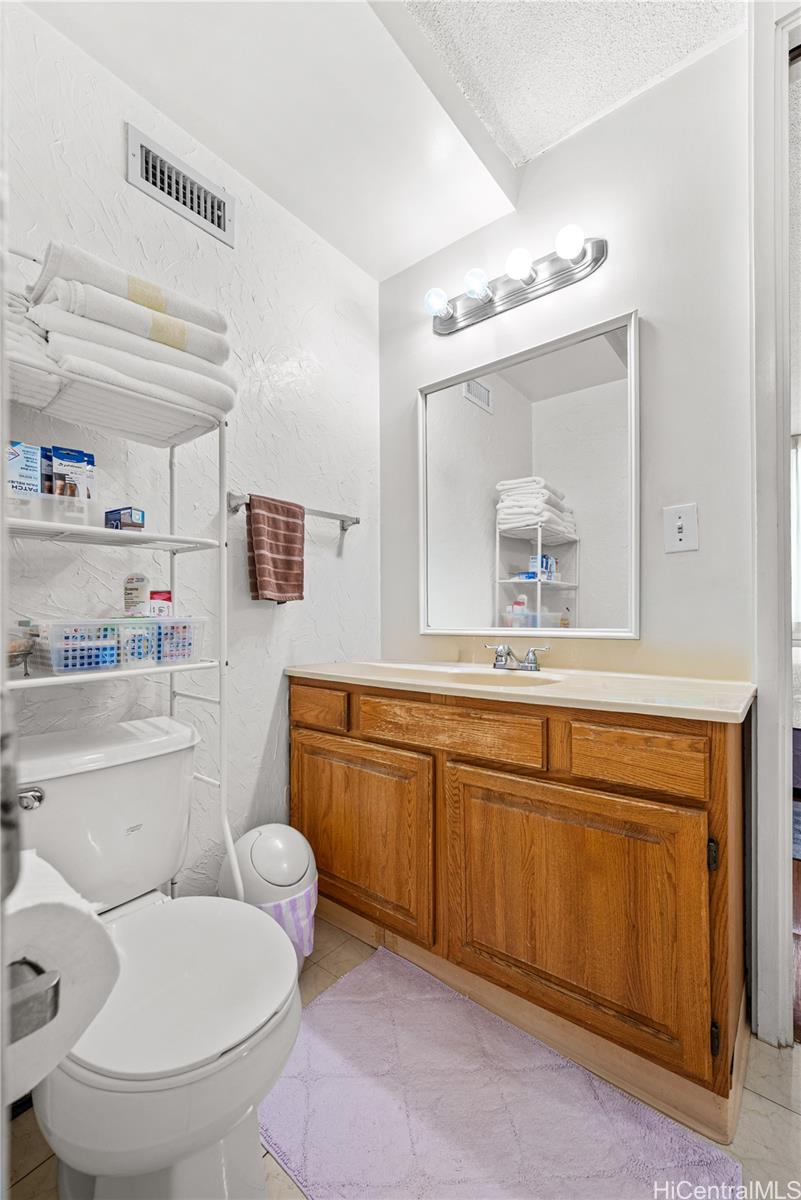 Woodrose condo # 408, Honolulu, Hawaii - photo 12 of 20