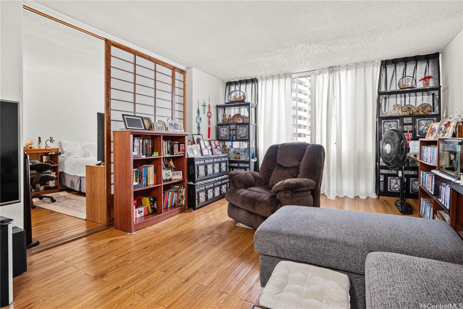 Woodrose condo # 408, Honolulu, Hawaii - photo 10 of 20