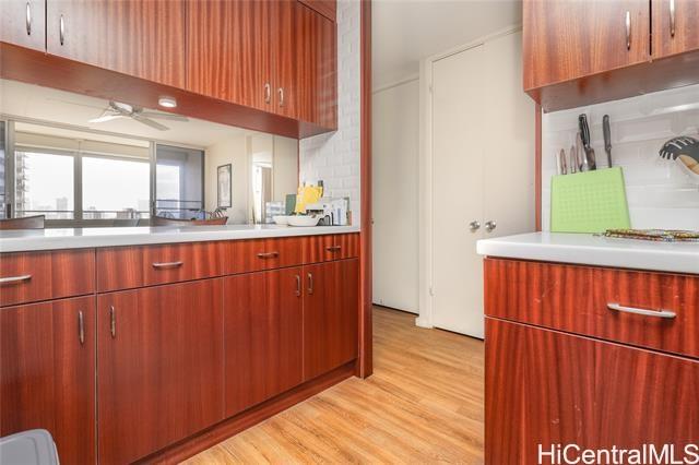 Woodrose condo # 707, Honolulu, Hawaii - photo 8 of 17