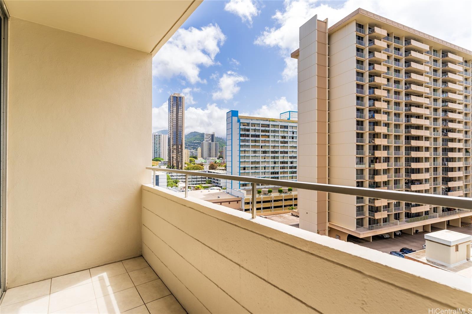 Woodrose condo # 908, Honolulu, Hawaii - photo 8 of 23