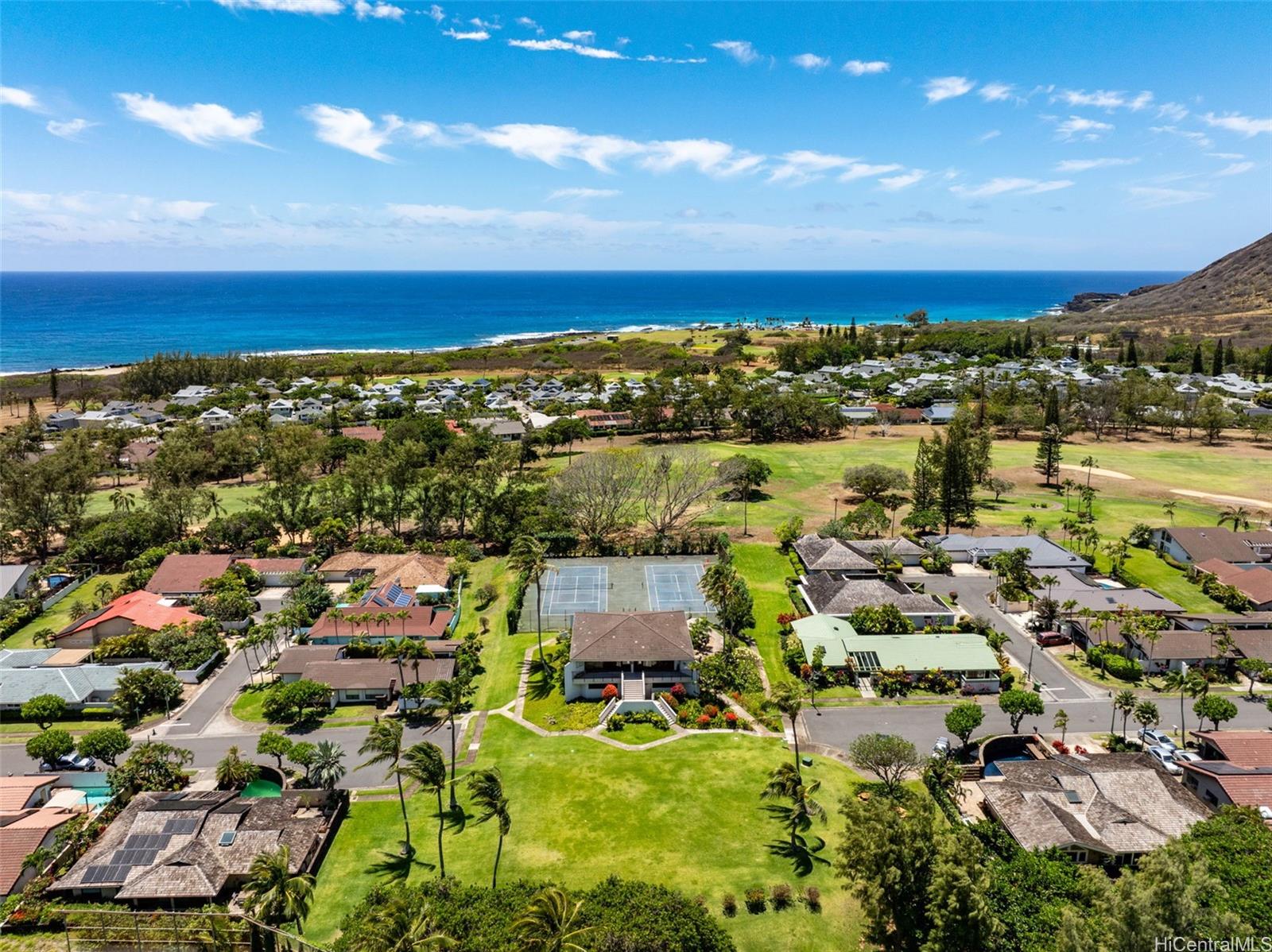 7821  Makaaoa Place Queens Gate, Hawaii Kai home - photo 24 of 25
