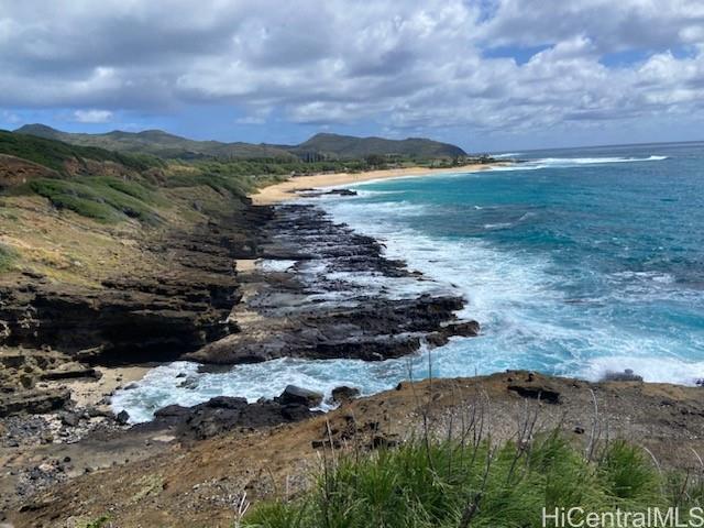 7832  Makaaoa Pl Queens Gate, Hawaii Kai home - photo 21 of 25