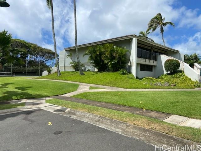 7832  Makaaoa Pl Queens Gate, Hawaii Kai home - photo 23 of 25