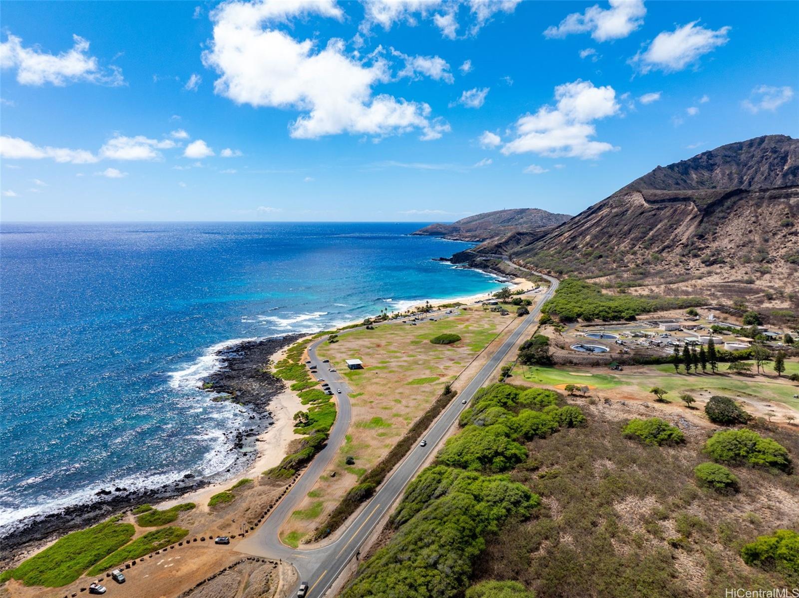 7899  Makaaoa Place Queens Gate, Hawaii Kai home - photo 20 of 25