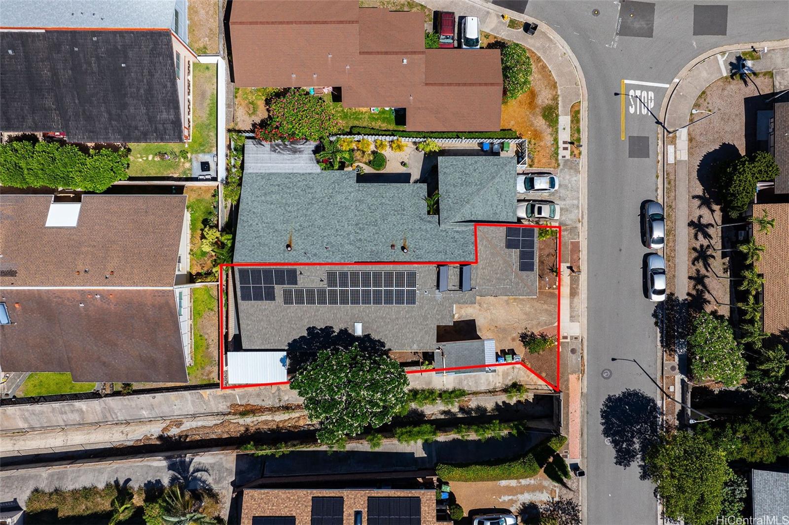 790  Ipuai Street Kalama Valley, Hawaii Kai home - photo 23 of 25