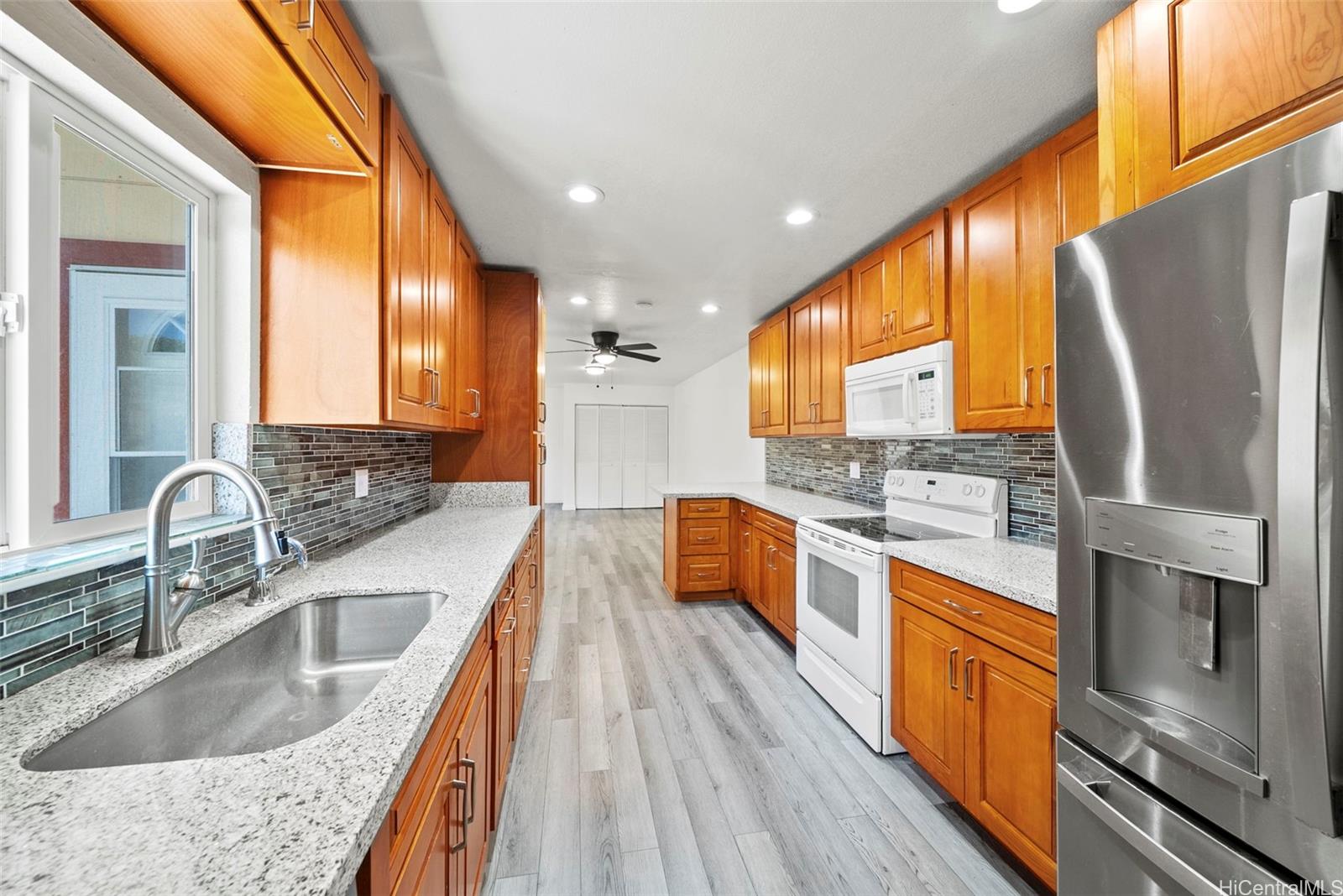 790  Ipuai Street Kalama Valley, Hawaii Kai home - photo 4 of 25