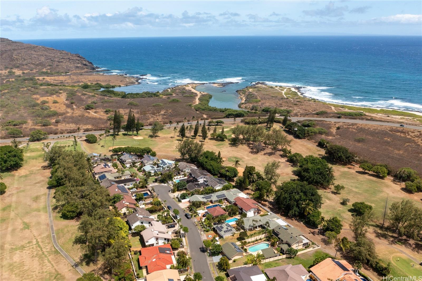 7917  Makaaoa Place Queens Gate, Hawaii Kai home - photo 22 of 25