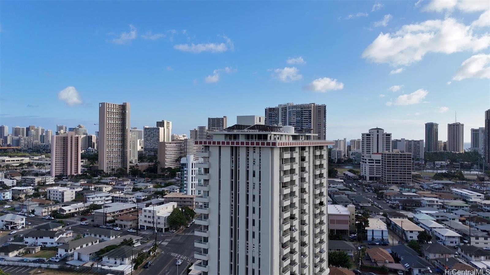Scenic Towers condo # 10C, Honolulu, Hawaii - photo 23 of 24