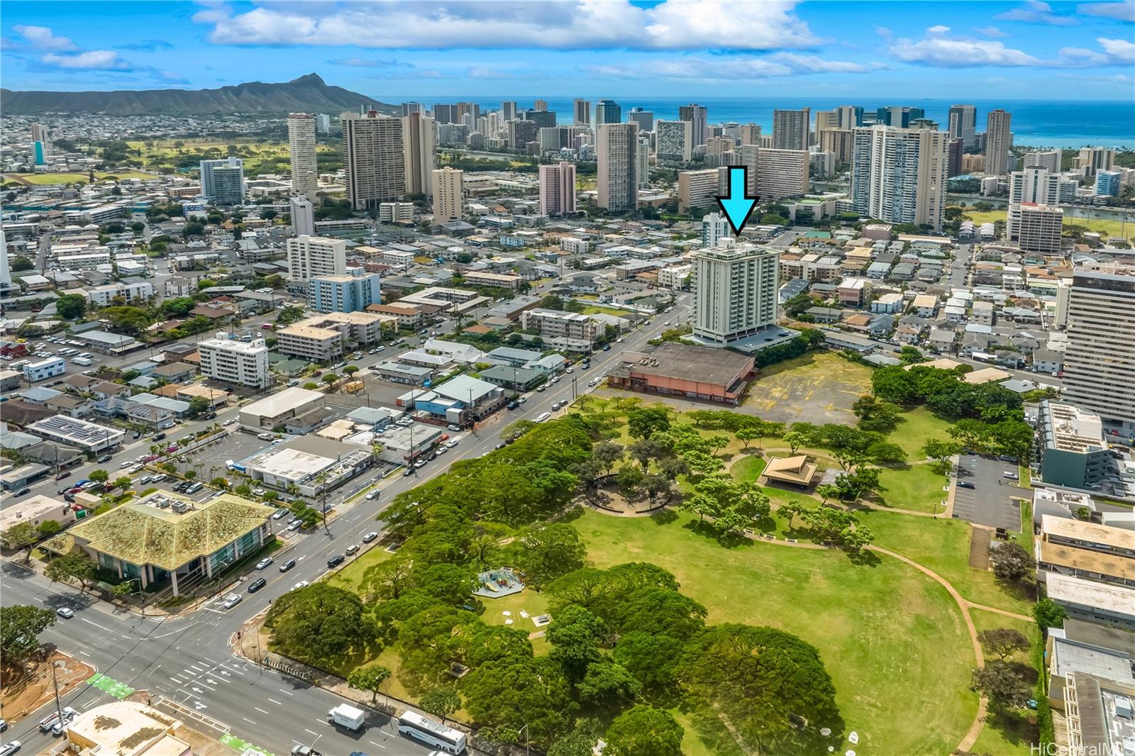 Scenic Towers condo # 19C, Honolulu, Hawaii - photo 2 of 18