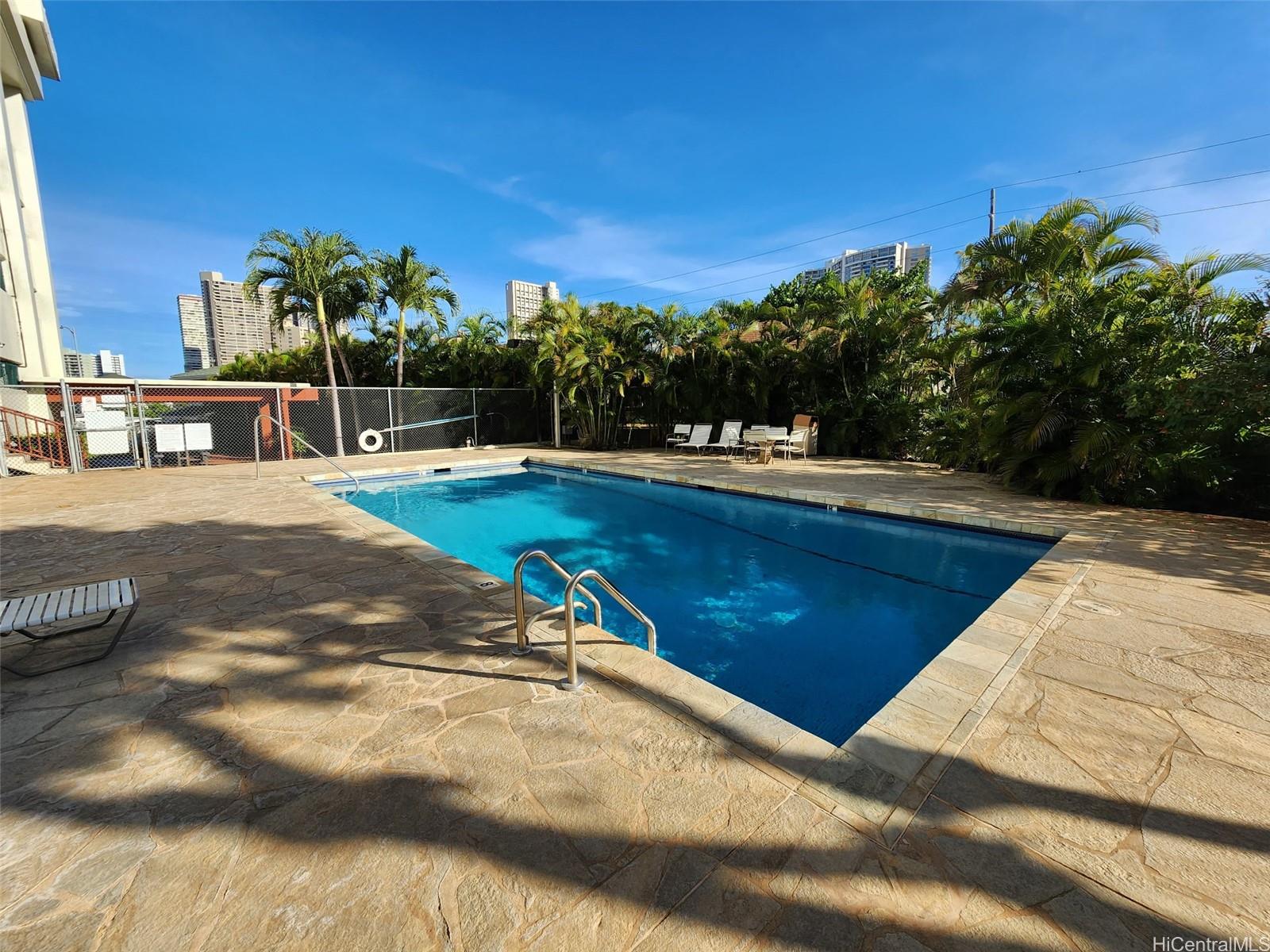 Scenic Towers condo # 8H, Honolulu, Hawaii - photo 3 of 7