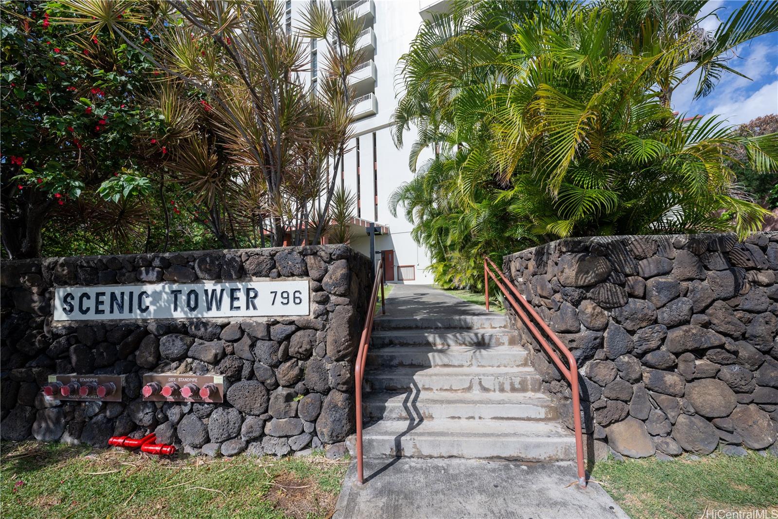 Scenic Towers condo # 9H, Honolulu, Hawaii - photo 18 of 22