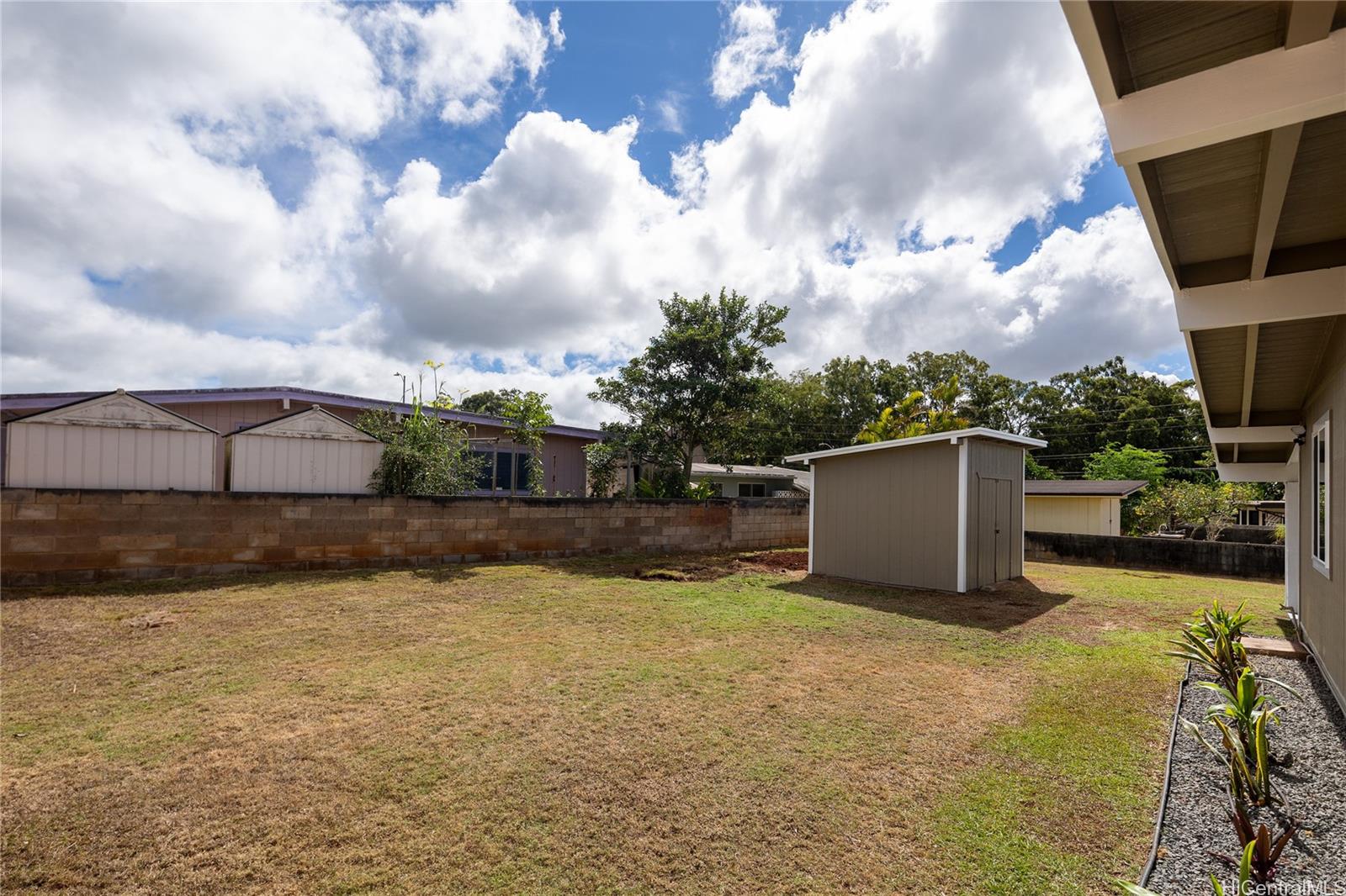 8  Halakahiki Place Wahiawa Area, Central home - photo 22 of 25