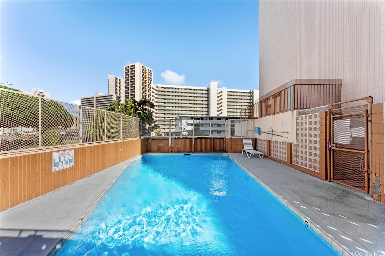 Lakeview Royal condo # 701, Honolulu, Hawaii - photo 21 of 25