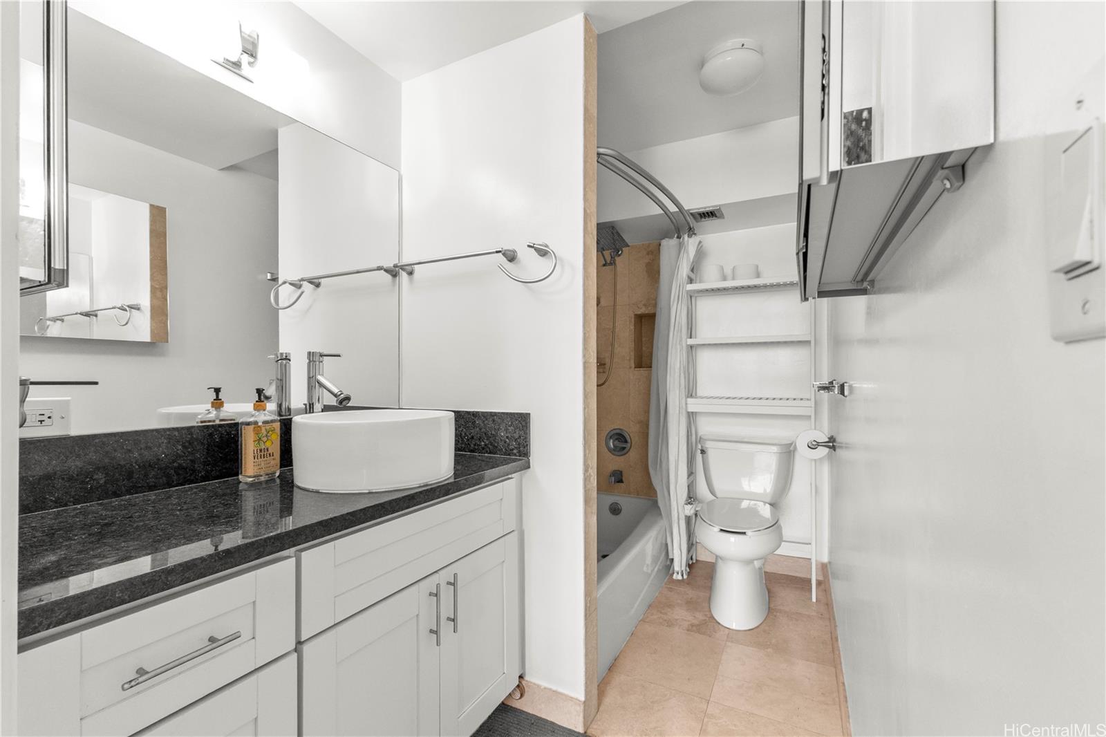 801 Ala Nioi Pl Honolulu - Rental - photo 12 of 25