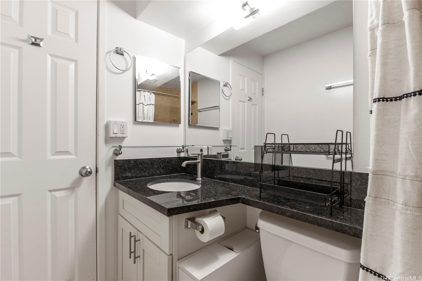 801 Ala Nioi Pl Honolulu - Rental - photo 20 of 25