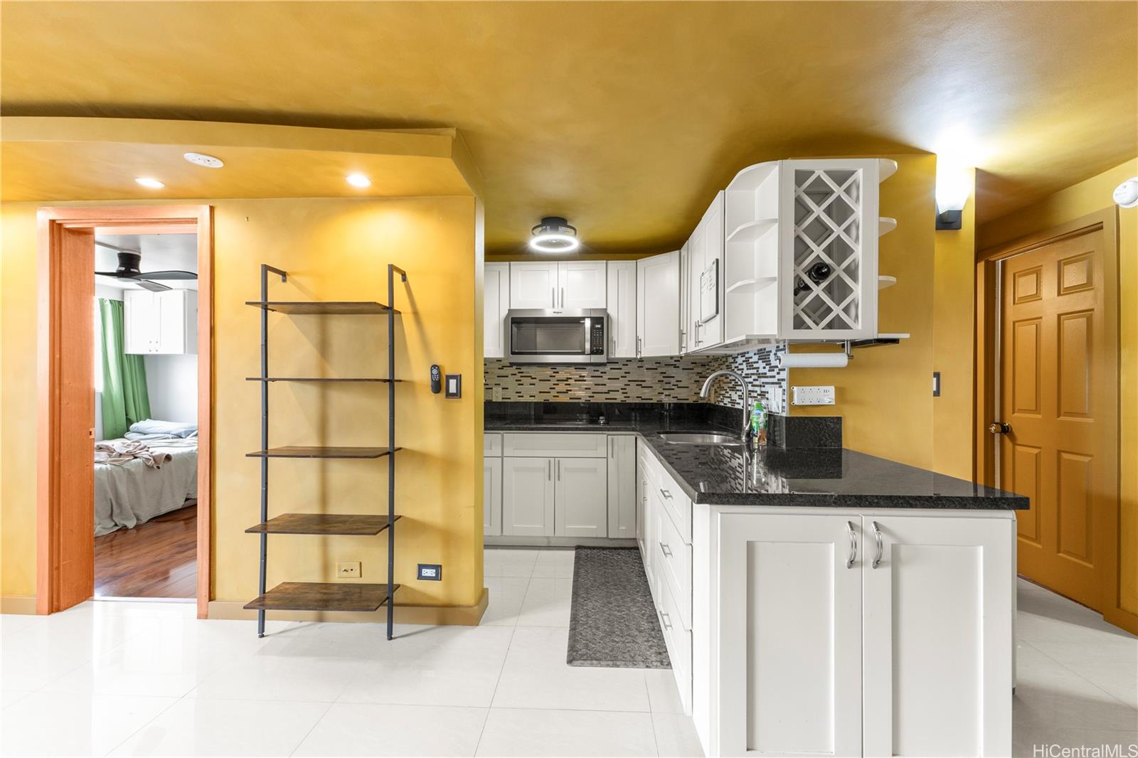 801 Ala Nioi Pl Honolulu - Rental - photo 4 of 25