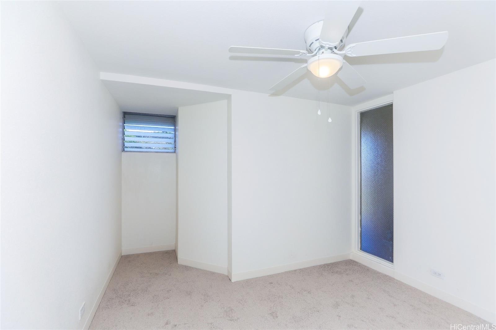 Lakeview Royal condo # 706, Honolulu, Hawaii - photo 15 of 20