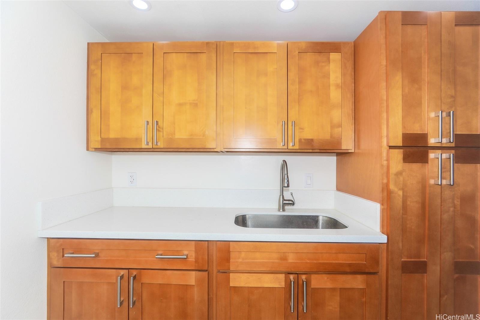 Lakeview Royal condo # 706, Honolulu, Hawaii - photo 6 of 20