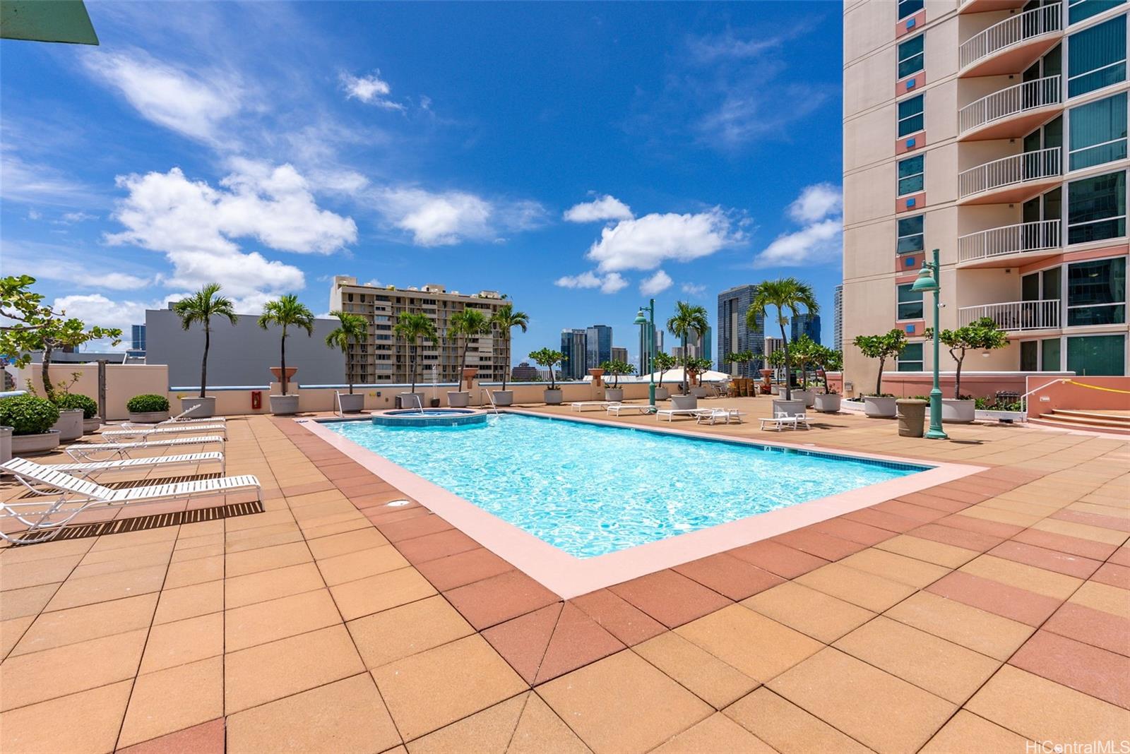 One Archer Lane condo # 1107, Honolulu, Hawaii - photo 17 of 21