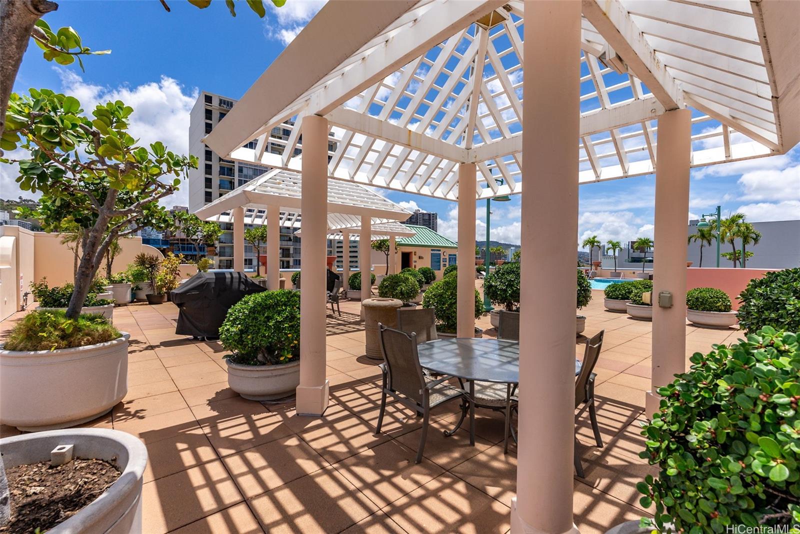 One Archer Lane condo # 1107, Honolulu, Hawaii - photo 20 of 21