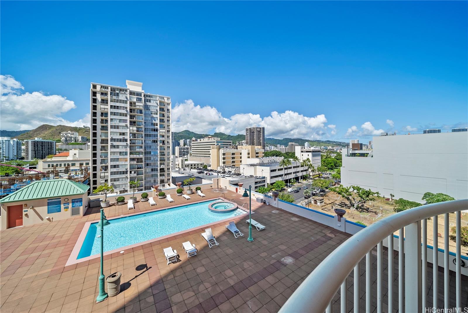 One Archer Lane condo # 1109, Honolulu, Hawaii - photo 5 of 17