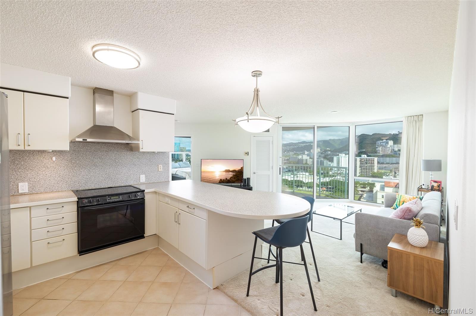 One Archer Lane 2007, 801 King Street, Honolulu Kakaako