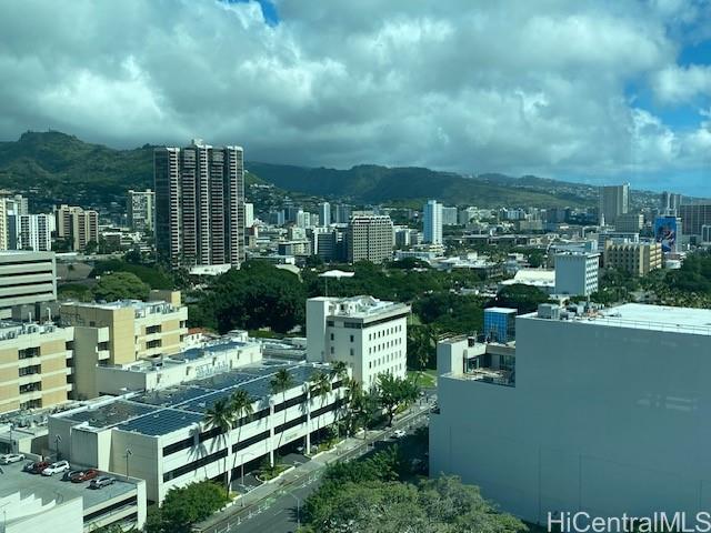 One Archer Lane condo # 2202, Honolulu, Hawaii - photo 12 of 16