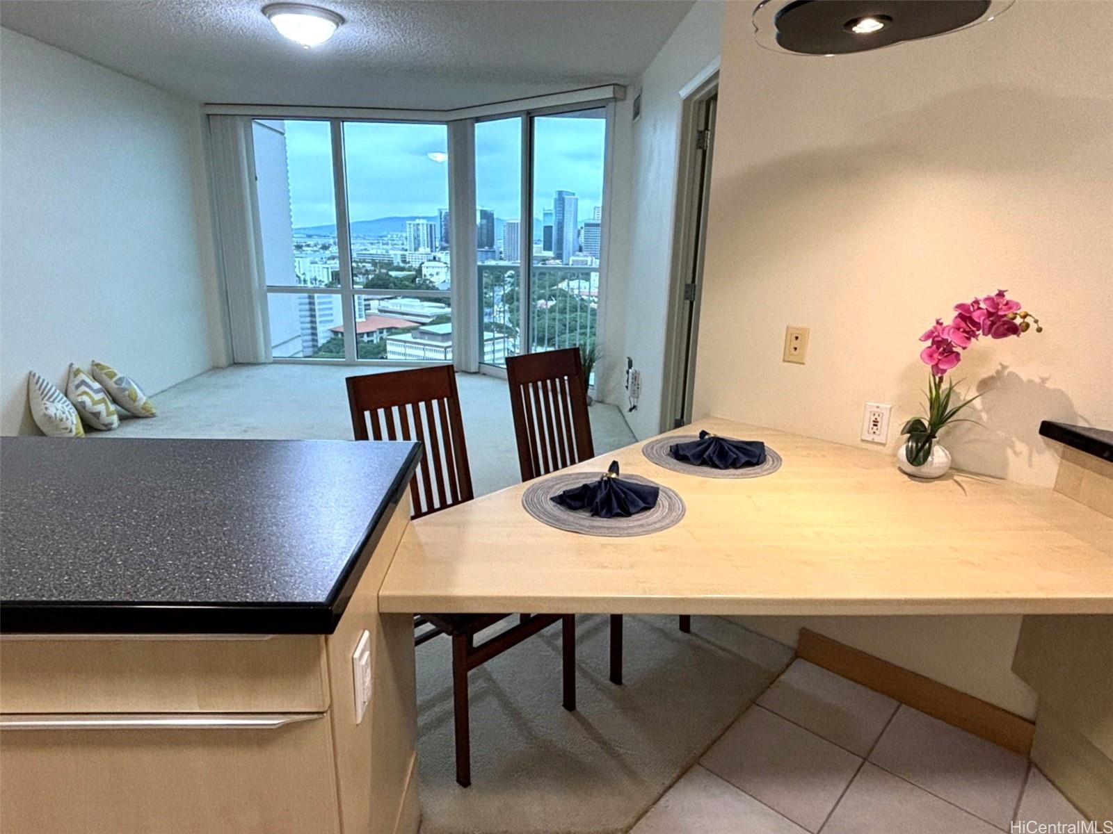 One Archer Lane condo # 2305, Honolulu, Hawaii - photo 3 of 8