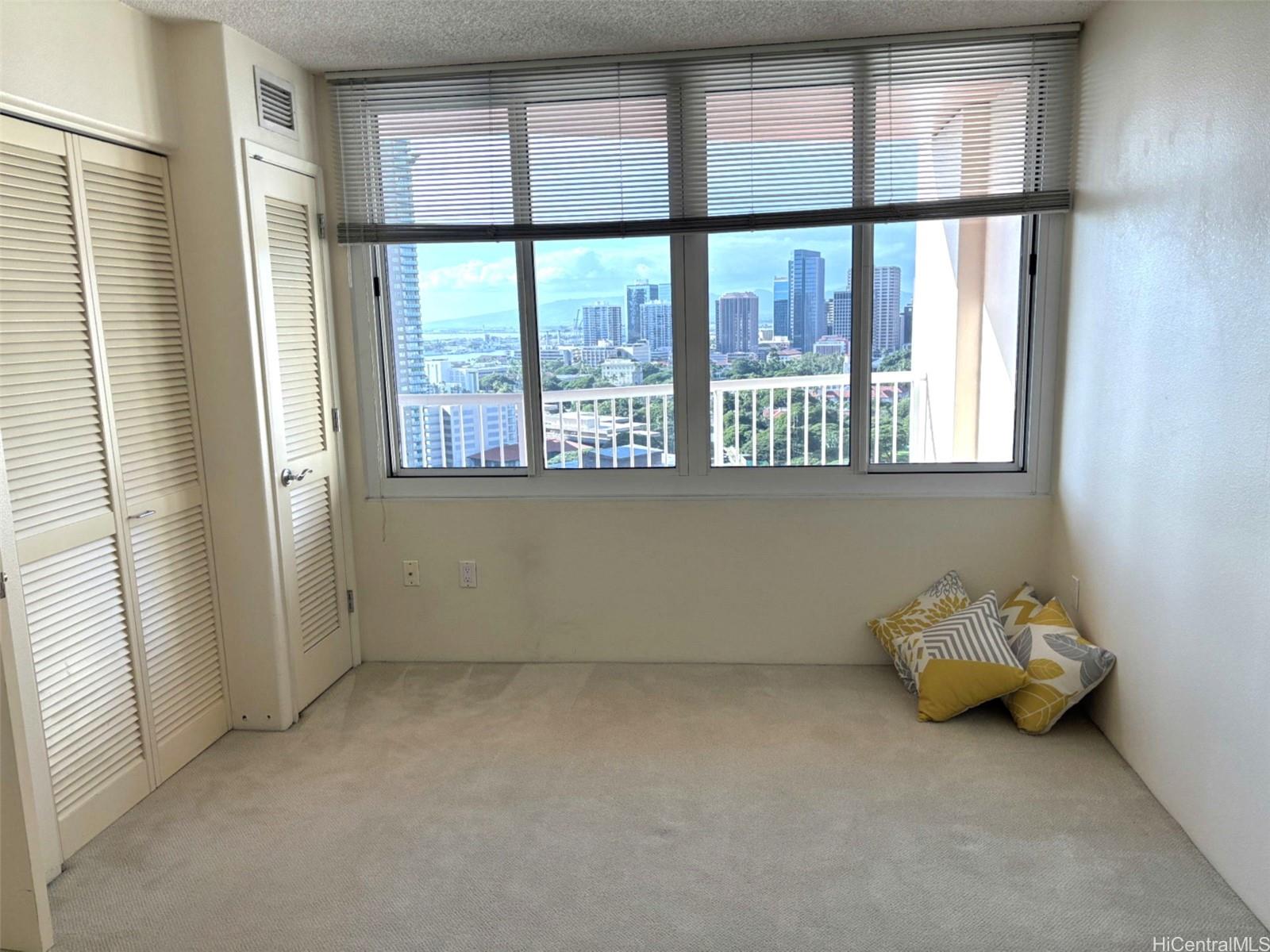 One Archer Lane condo # 2305, Honolulu, Hawaii - photo 5 of 8