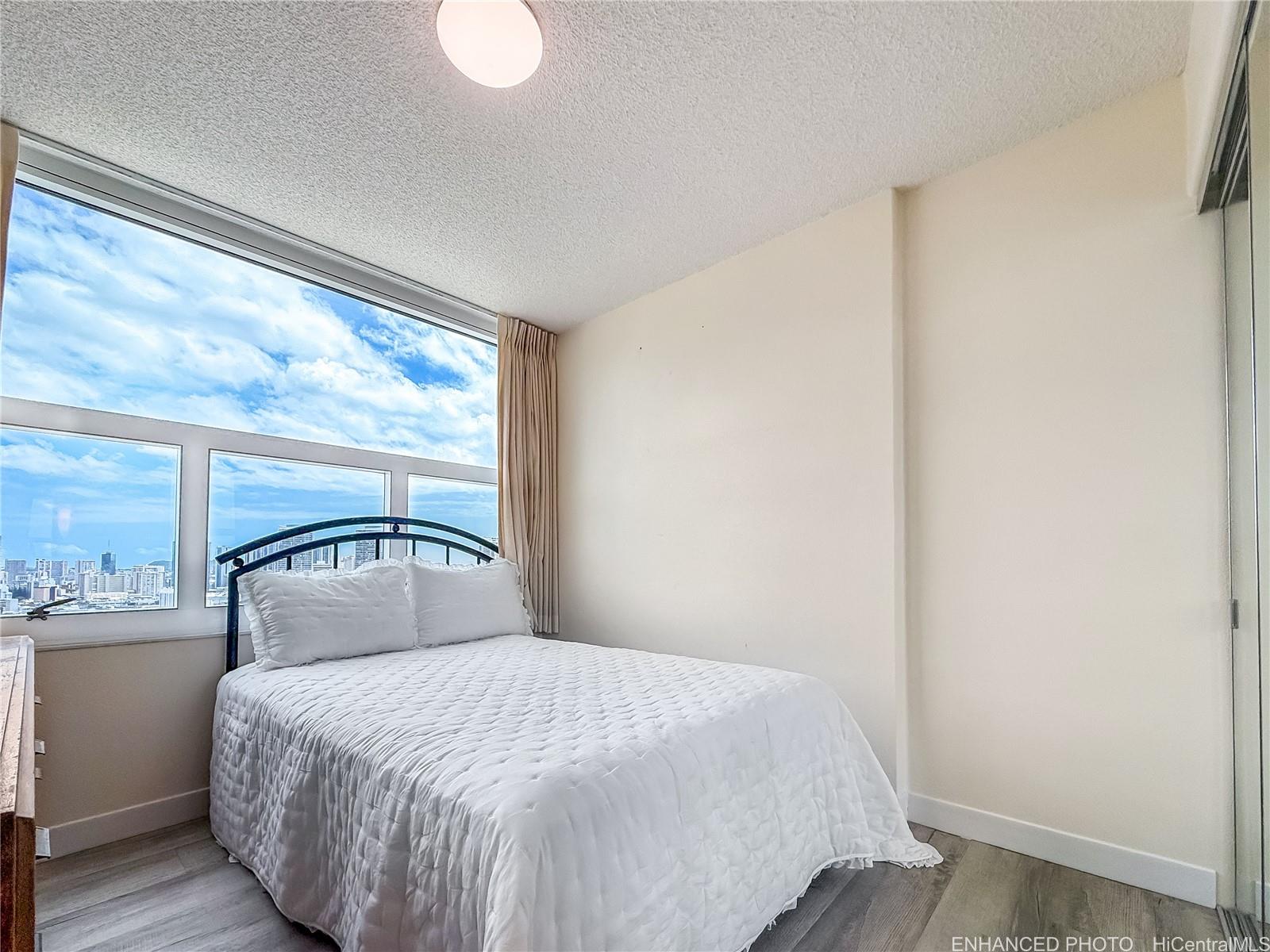 One Archer Lane condo # 2609, Honolulu, Hawaii - photo 5 of 17