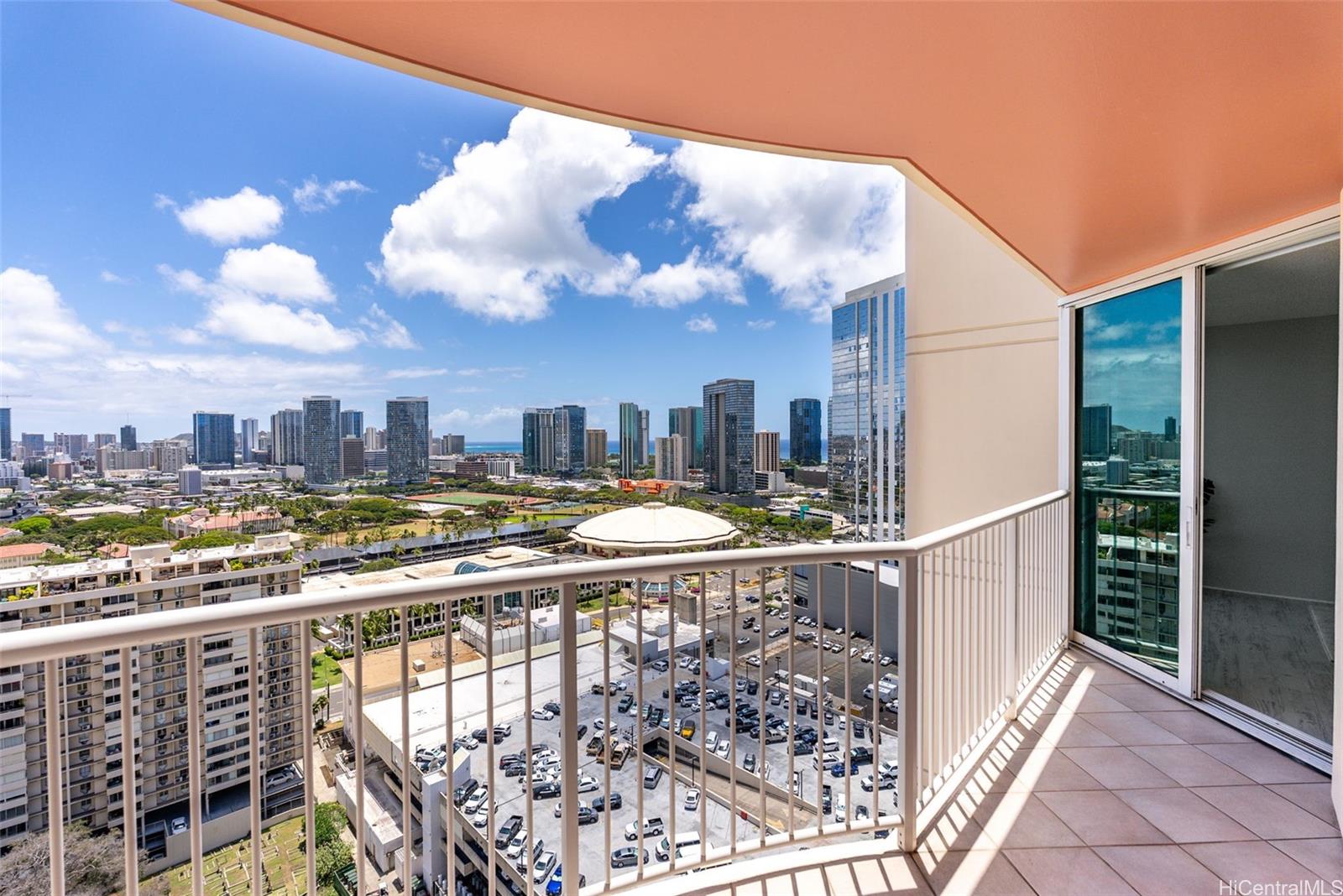 One Archer Lane condo # 2701, Honolulu, Hawaii - photo 12 of 17
