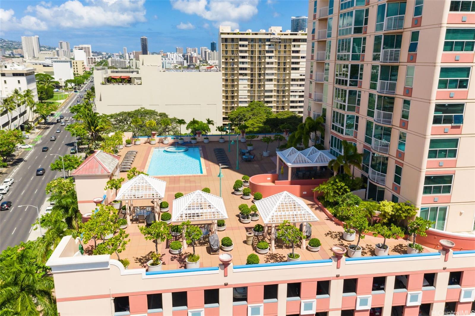 One Archer Lane condo # 2701, Honolulu, Hawaii - photo 16 of 17