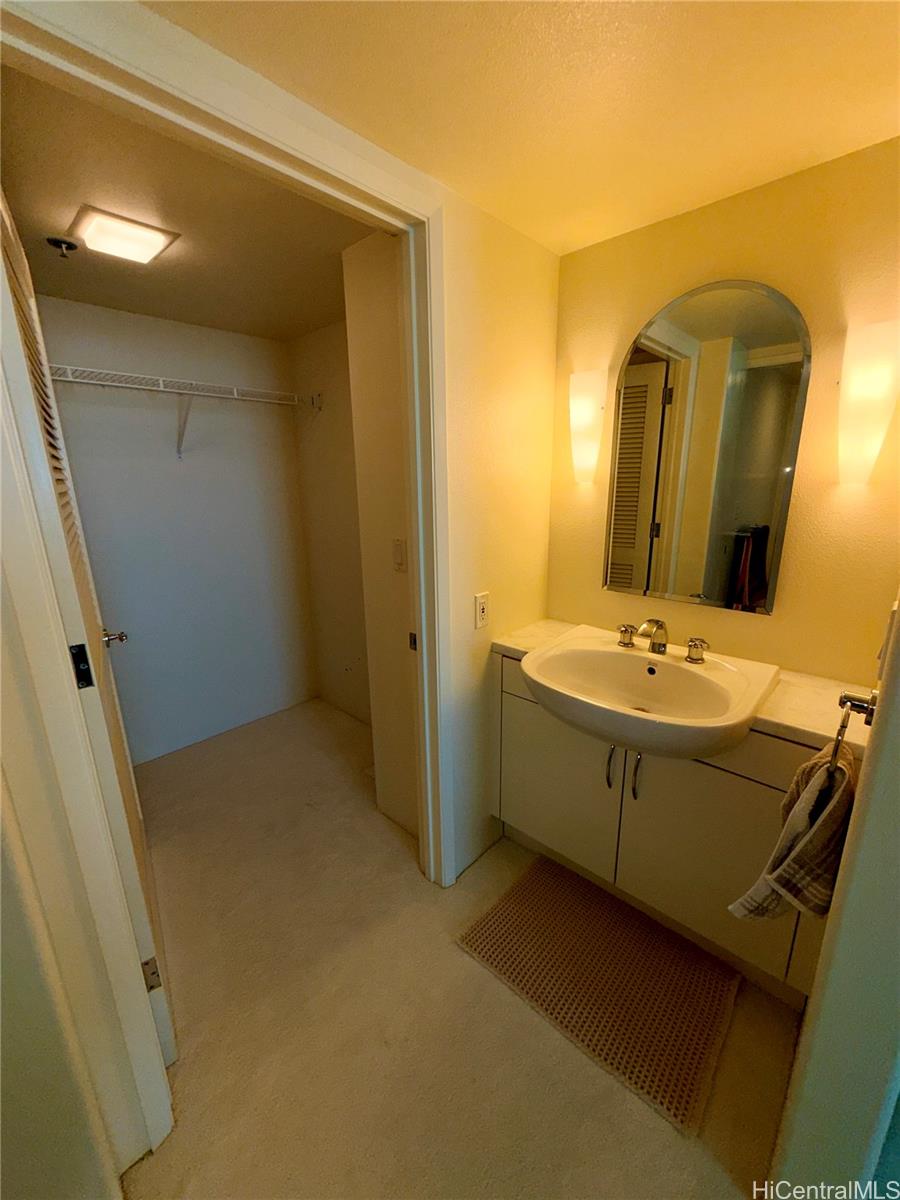 One Archer Lane condo # 2903, Honolulu, Hawaii - photo 12 of 18