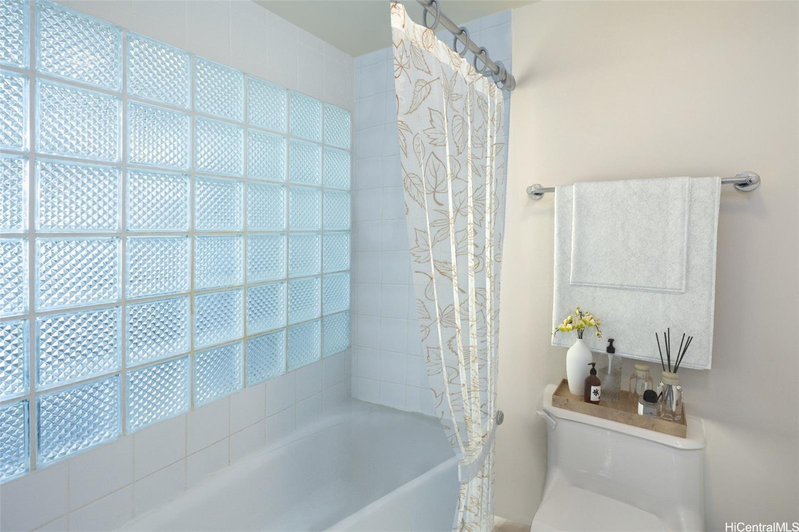 One Archer Lane condo # 3003, Honolulu, Hawaii - photo 11 of 19