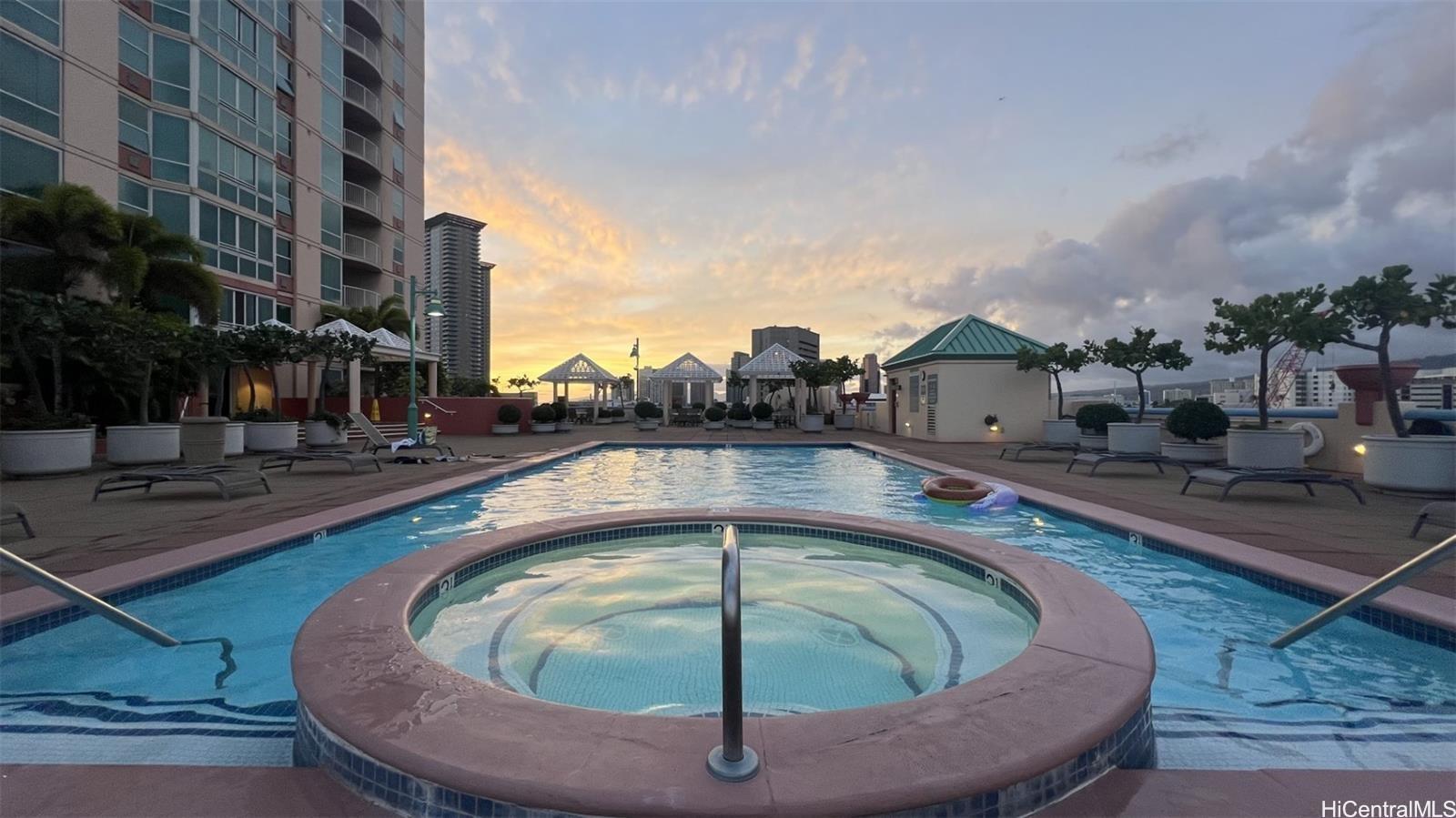 One Archer Lane condo # 3003, Honolulu, Hawaii - photo 17 of 19
