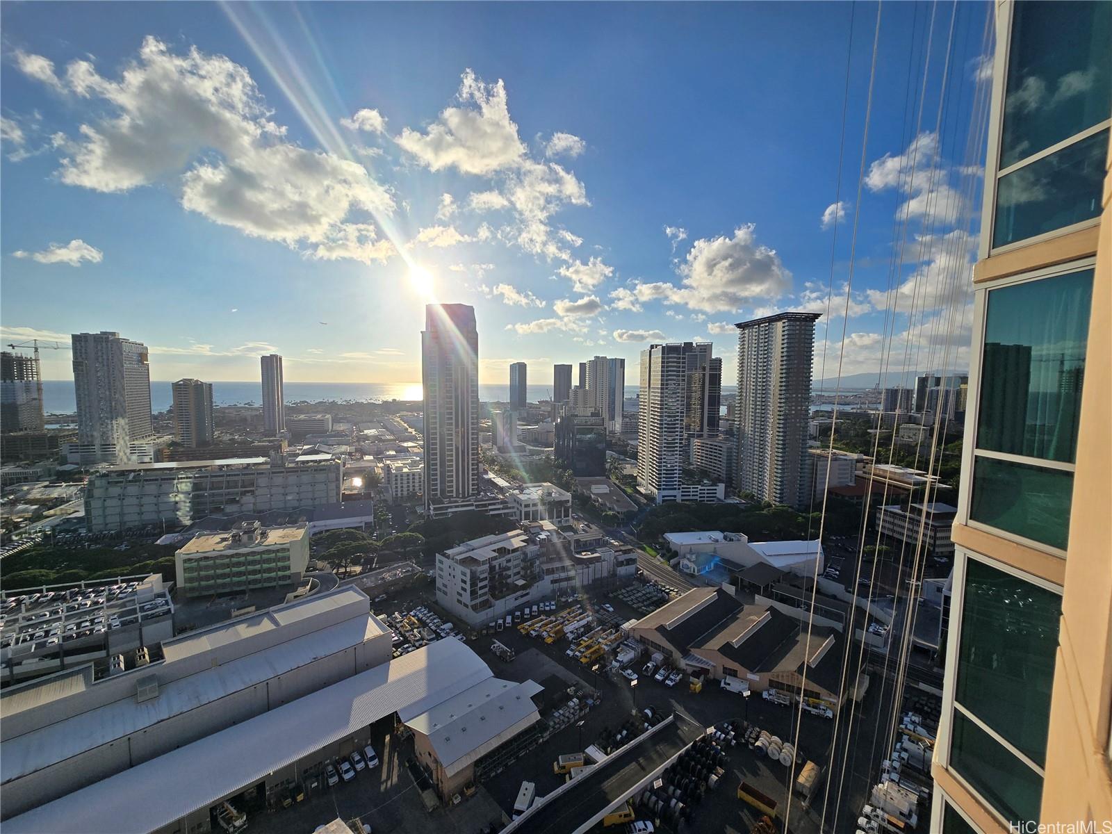 One Archer Lane condo # 3202, Honolulu, Hawaii - photo 17 of 18