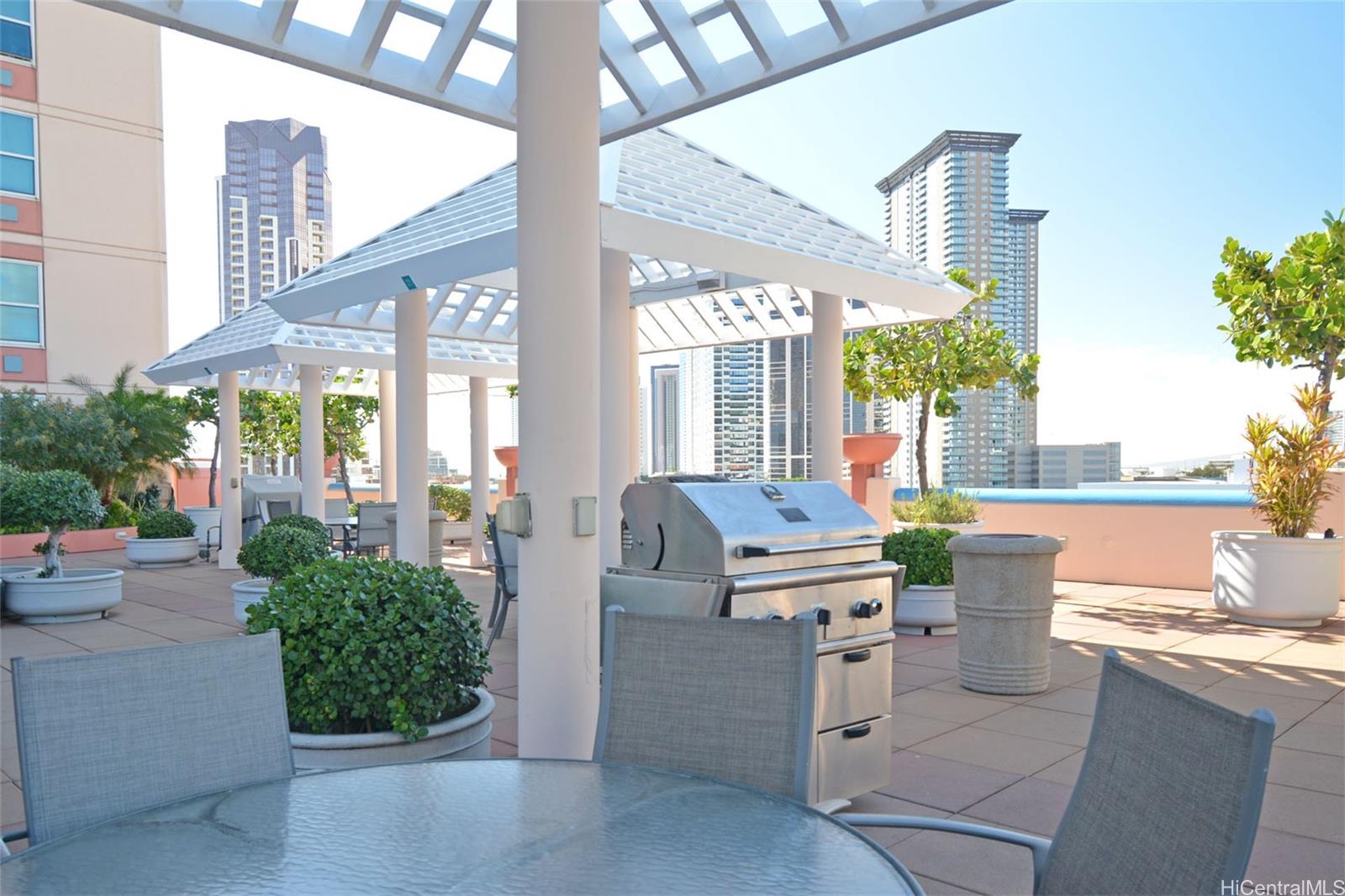 One Archer Lane condo # 3701, Honolulu, Hawaii - photo 16 of 16