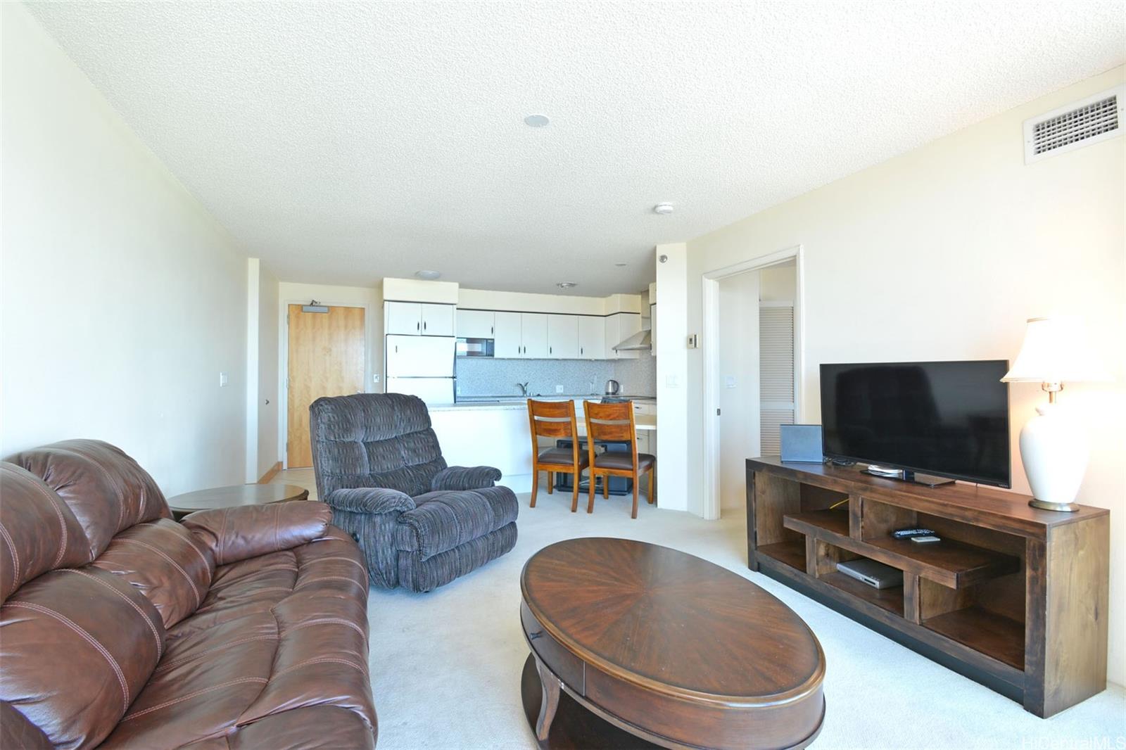 One Archer Lane condo # 3701, Honolulu, Hawaii - photo 4 of 16