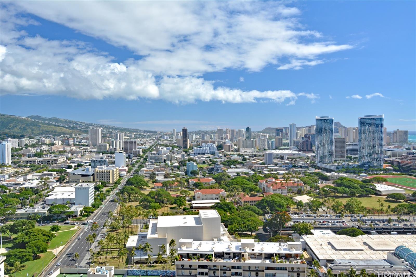 One Archer Lane condo # 3701, Honolulu, Hawaii - photo 7 of 16