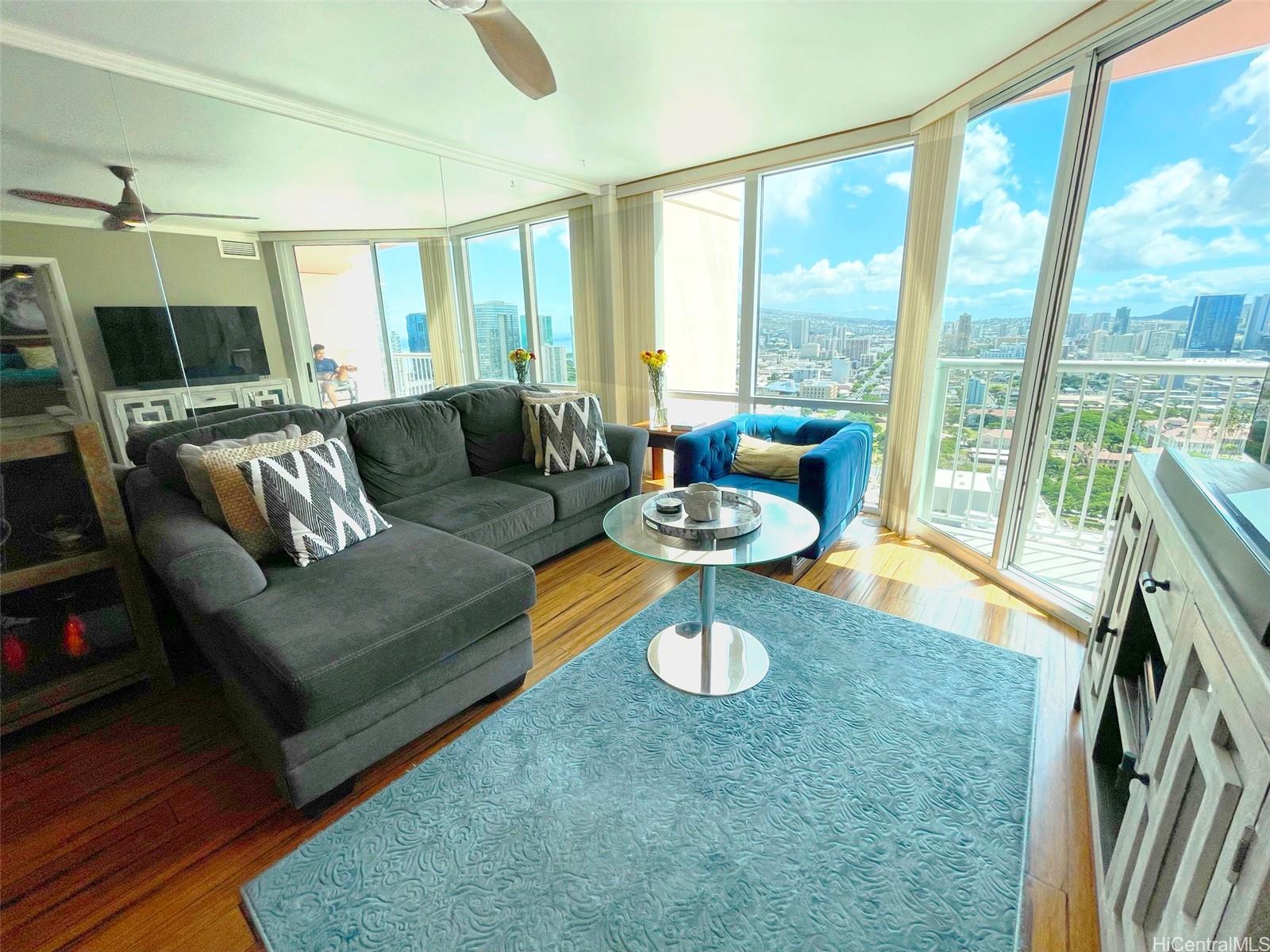 801 S King St Honolulu - Rental - photo 12 of 23