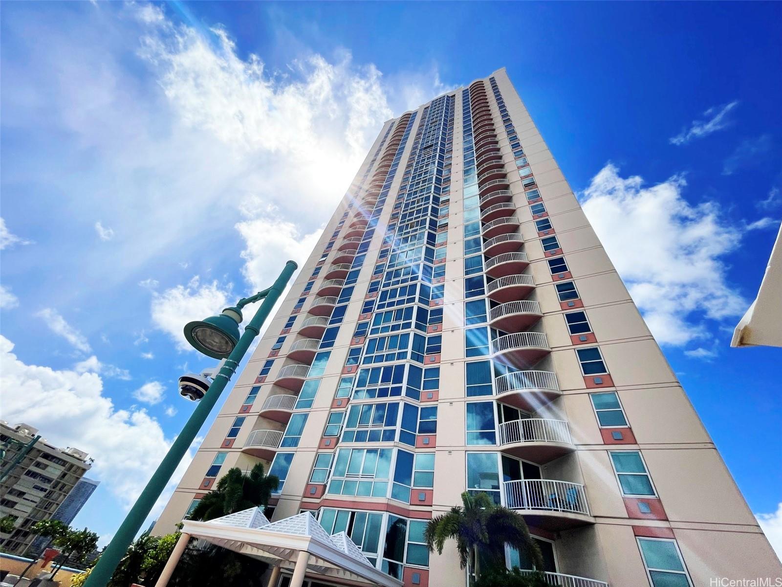 801 S King St Honolulu - Rental - photo 14 of 23