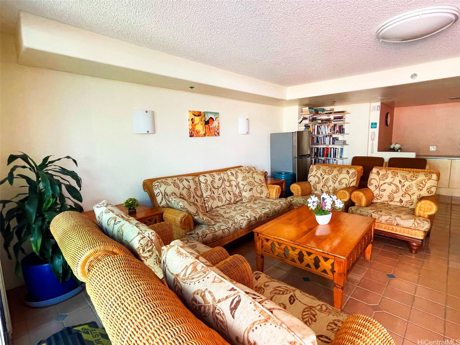 801 S King St Honolulu - Rental - photo 15 of 23