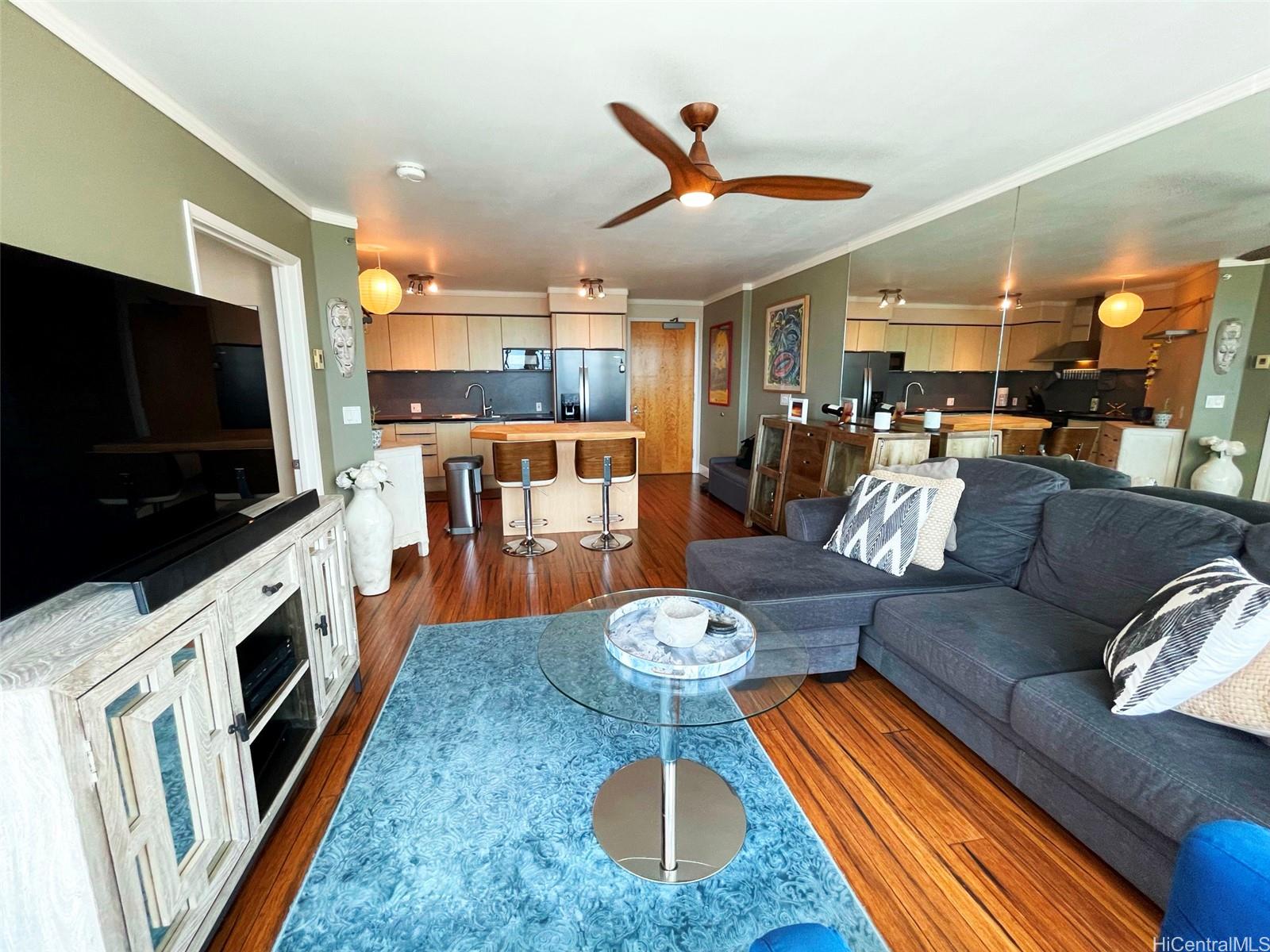 801 S King St Honolulu - Rental - photo 5 of 23