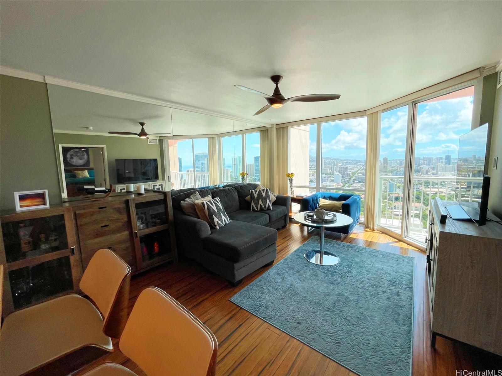 801 S King St Honolulu - Rental - photo 10 of 23