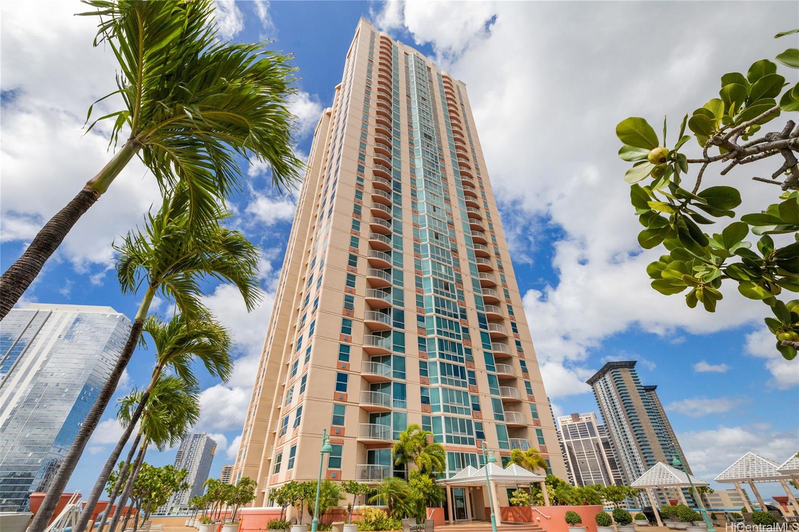 One Archer Lane condo # 905, Honolulu, Hawaii - photo 14 of 15