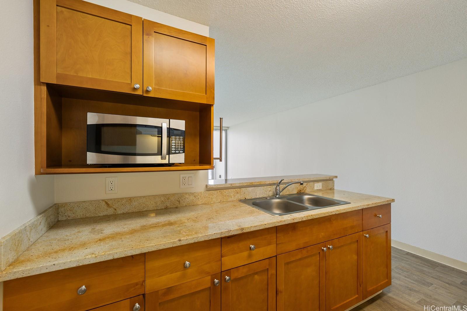 801 South St condo # 2002, Honolulu, Hawaii - photo 3 of 22