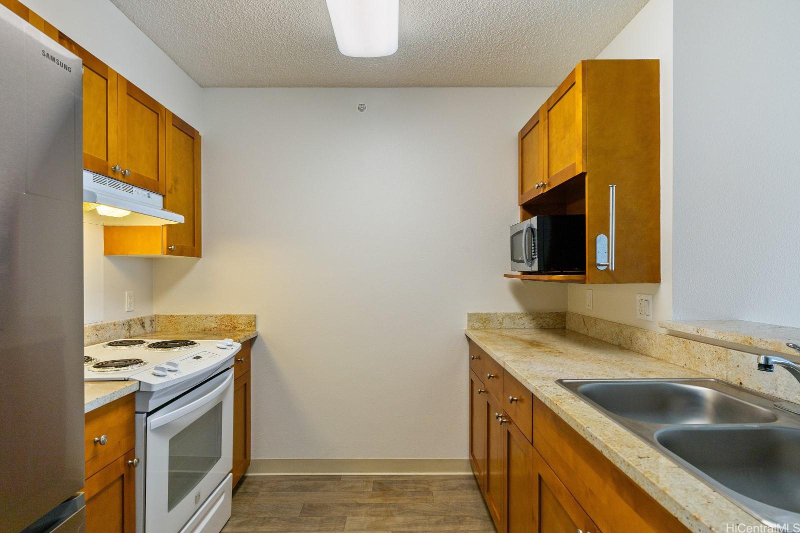 801 South St condo # 2002, Honolulu, Hawaii - photo 4 of 22