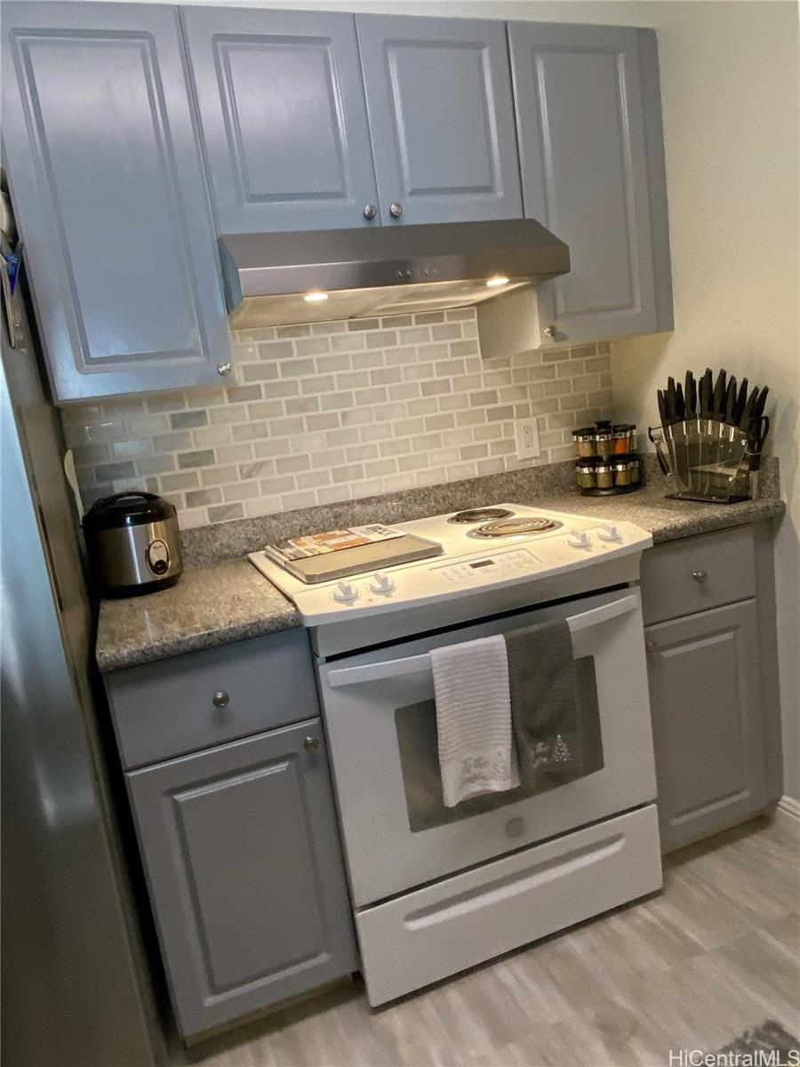 801 South St condo # 2513, Honolulu, Hawaii - photo 11 of 13